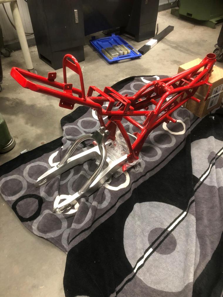 Kreidler Carbon Black Mamba